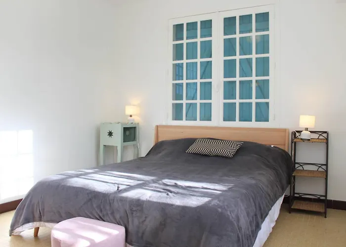 Maison 5 Pieces 9 Couchages Denis D'oleron Sdo000-335 * Saint-Denis-dʼOléron